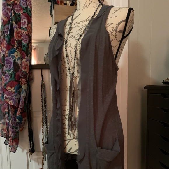 Decree brand Women’s chiffon detail shrug vest - Picture 3 of 6